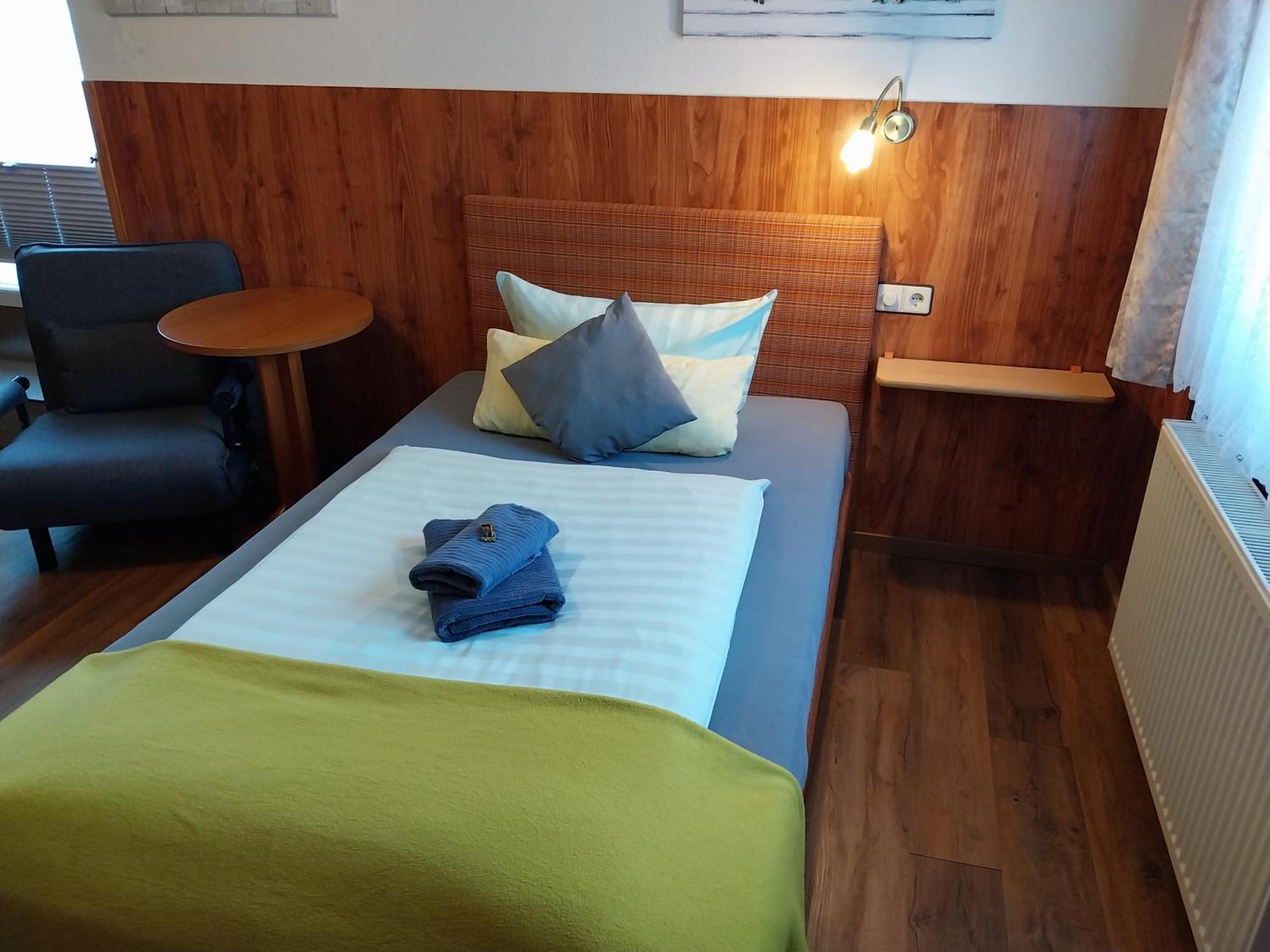 Landhotel Waldschloesschen Mit Gaststube Sohland an der Spree Exterior photo