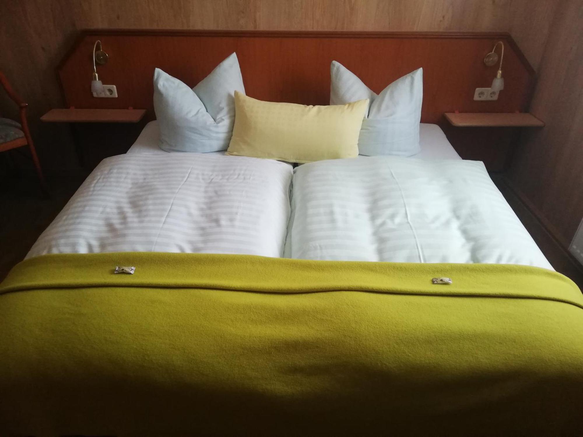Landhotel Waldschloesschen Mit Gaststube Sohland an der Spree Exterior photo